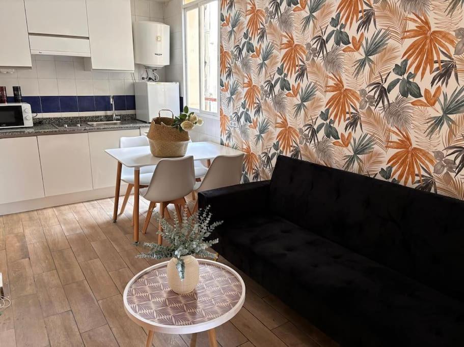 For You Rentals Coqueto Apartamento Temporal De Dos Dormitorios En El Corazon De Madrid Sgv63 ภายนอก รูปภาพ