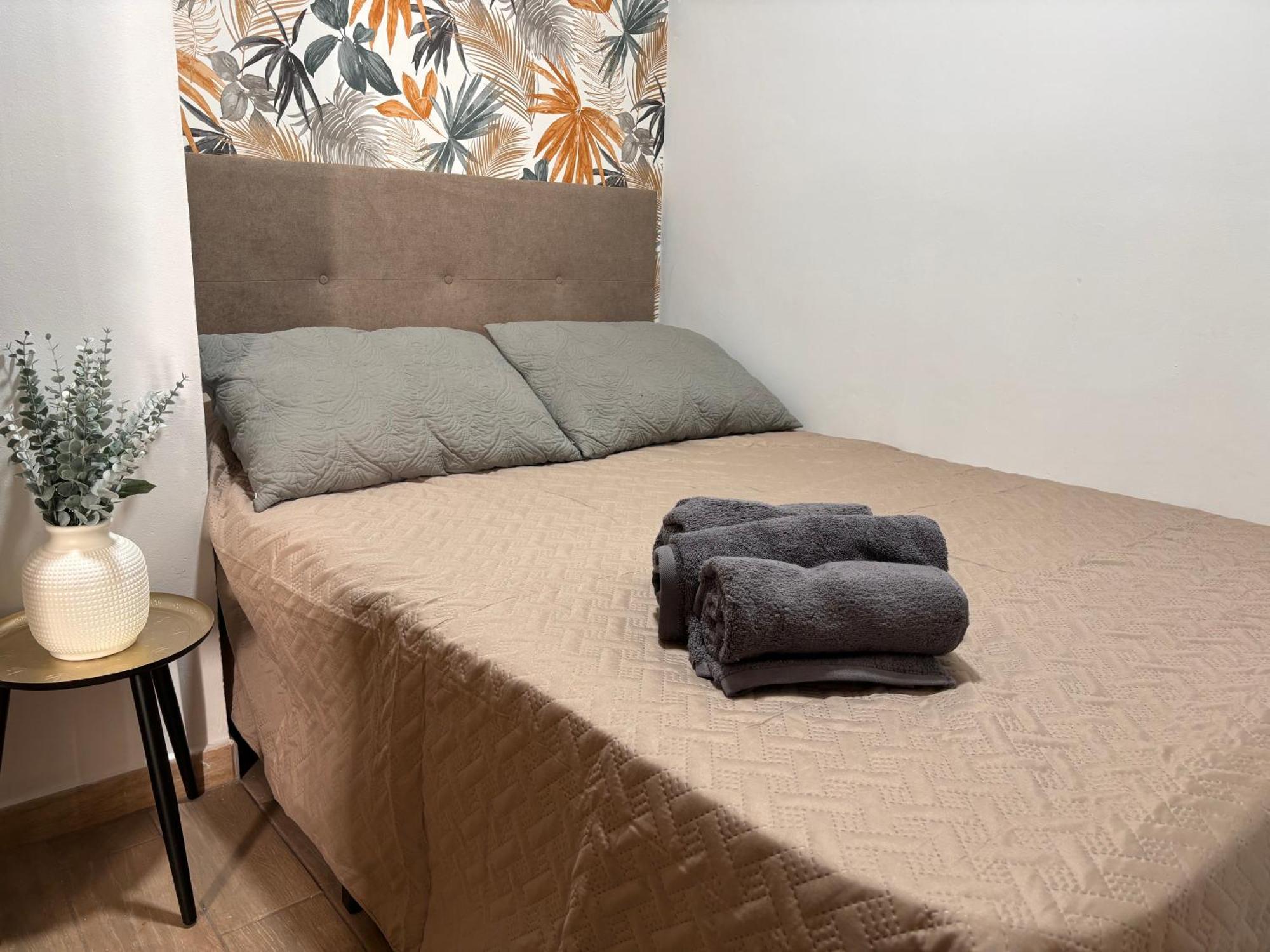 For You Rentals Coqueto Apartamento Temporal De Dos Dormitorios En El Corazon De Madrid Sgv63 ภายนอก รูปภาพ